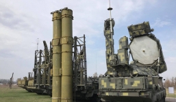Ukraine 'đi đêm', tiết lộ bí mật S-300 cho Mỹ, Israel: Phòng không Nga ở Syria nguy kịch?