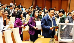 Không lấy phiếu tín nhiệm Chủ tịch nước và Bộ trưởng TT&TT tại kỳ họp thứ 6