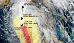 Siêu bão 'quái vật' chuẩn bị đổ bộ, Mỹ gửi cảnh cáo đến hàng triệu người
