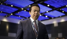 Vợ cựu chủ tịch Interpol nói bị đe dọa tính mạng sau vụ chồng mất tích bí ẩn