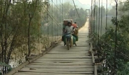 Hà Giang: Gọi bạn đến đón sau cuộc nhậu, nữ sinh bất ngờ nhảy cầu tự tử