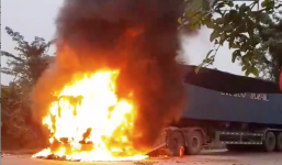 Xe container bốc cháy dữ dội, tài xế và phụ xe đạp cửa chạy thoát thân