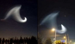 Trung Quốc: Ánh sáng bí ẩn giống UFO khiến nhiều người xôn xao