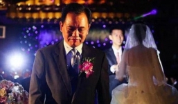 Nghẹn ngào khi nghe lời cha dặn trước khi con gái về nhà chồng