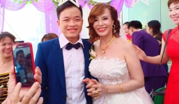 Bị chê già, cô dâu 61 tuổi hút mỡ bụng cấy mỡ mắt để xứng đôi với chồng 26