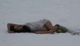 Người chết rét nhưng lại không mặc quần áo - án mạng hay hiện tượng lạ chưa có lời giải?