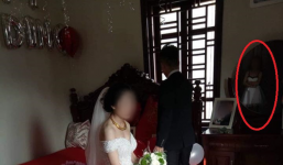 Cưới người yêu cũ nhưng ăn cỗ nhà bạn thân, cô gái không biết vui hay buồn, dân mạng lại chỉ soi chi tiết này