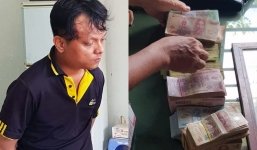 Người dân Mỹ Tho vây bắt 2 thanh niên xịt hơi cay, cướp bọc tiền gần nửa tỷ