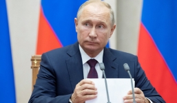 Tổng thống Putin tuyên bố sẽ phi đô la hóa nền kinh tế Nga