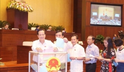 Quốc hội lấy phiếu tín nhiệm đối với 48 người: 'Có một số người chỉ nêu thành tích'