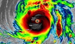 Siêu bão mạnh nhất tấn công nước Mỹ kể từ năm 1950