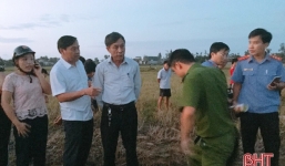 Kéo cáp viễn thông: 4 người  bị điện giật tử vong