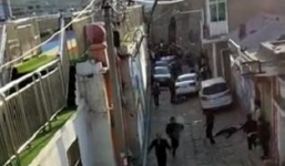 Lao vào đâm chém ở trường mẫu giáo, 14 trẻ nhập viện