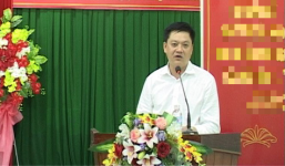 Vụ đổi 100 USD bị phạt 90 triệu: Người kí lệnh khám xét tiệm vàng lên tiếng