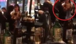 MXH dậy sóng trước clip chàng trai cởi áo bạn gái rồi âu yếm ngay trong quán ăn
