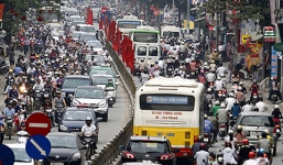 Dân số Hà Nội năm 2020 tăng chạm mốc dự kiến 30 năm sau