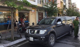 Dừng xe vào ngân hàng giao dịch, người đàn ông bị kẻ gian đập cửa kính ô tô lấy trộm 3,5 tỷ đồng