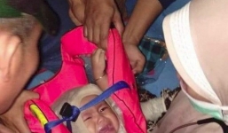 Thực hư về bức ảnh em bé sống sót trên chuyến bay tử thần Lion Air JT 610 được chia sẻ chóng mặt trên mạng