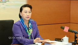 Vụ đổi 100 USD bị phạt 90 triệu, Chủ tịch Quốc hội nói phải xem xét sửa quy định 'cho dân nhờ'