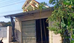 Vợ bỏ thuốc diệt cỏ vào sữa cho 2 con nhỏ uống cùng mình do ghen tuông