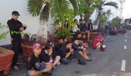 Cần Thơ: Cảnh sát vây bắt gần trăm thanh niên tham gia cổ vũ, đua xe trên quốc lộ 