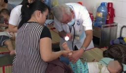 Thêm một trường hợp bé 23 tháng tuổi tử vong do tay chân miệng