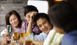 Khi chị tôi dẫn người yêu về ra mắt, ai cũng 'ố ồ' ngạc nhiên nhưng chỉ 1 tiếng sau đã thay đổi thái độ