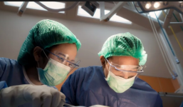 Nhân viên bệnh viện cùng băng nhóm tội phạm lấy trộm mắt của bệnh nhân