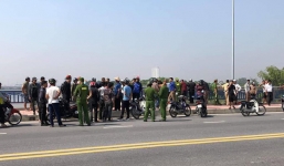 Gia cảnh éo le của nữ sinh đang mang bầu nhảy cầu tự tử sau khi cãi nhau với bạn trai