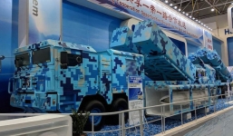 Trung Quốc gây xôn xao khi lần đầu chào bán tên lửa đạn đạo chống hạm siêu tốc