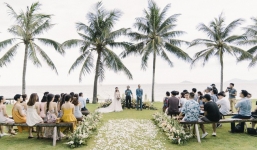 Bí mật của chiếc váy cưới và khoảnh khắc 'first look' hạnh phúc ở đám cưới chất phát ngất do cô dâu 'tự tay trồng'