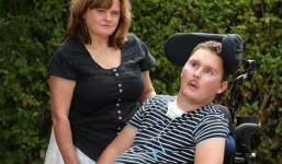 Nuốt chửng ốc sên cho vui, nam thanh niên chết thảm