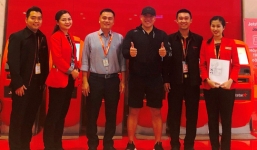 Hy hữu: Du khách Mỹ bỏ quên hơn 233 triệu đồng trên máy bay