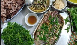 Khoe mâm cơm ngon lành nhưng mẹ trẻ than trời vì 'khéo quá cũng là cái tội', chị em lại xuýt xoa ghen tị