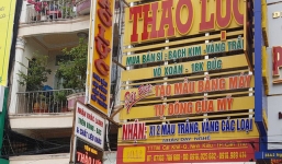 Vụ đổi 100 USD bị phạt 90 triệu: Chủ tiệm vàng được trả lại 20 viên kim cương cùng 70 triệu