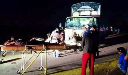 Lái xe kẹp 3 chở vợ và em vợ về quê bị xe tải tông trực diện, cả 3 tử vong tại chỗ