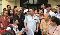 Trưởng Ban Tiếp công dân TƯ lên tiếng về hình ảnh 'đeo đồng hồ xịn, cầm xì gà khi tiếp bà con Thủ Thiêm'