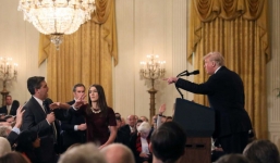 Rộ tin CNN kiện Nhà Trắng vì 'cấm cửa' phóng viên 