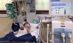 Chồng đỡ đẻ cho vợ tại nhà đau đớn phát hiện con gái bị lòi ruột ngoài bụng