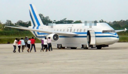 Cướp máy bay chấn động ở Đà Nẵng: Không tặc cầm lựu đạn, dí súng, bắn liên tiếp vào tiếp viên