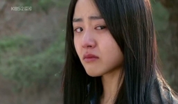 Em gái bất ngờ có thai, bố buộc tôi phải nhường chồng cho em, cuộc đời tôi còn gì khốn nạn hơn thế