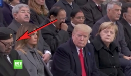 Clip Tổng thống Trump nhìn chằm chằm nhà vua Morocco ngủ gật “gây sốt”