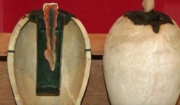 Phát hiện bình ắc quy cổ 2000 năm tuổi ở Iraq