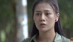 Sốc: Vũ 'sắt' hùng hổ lao đến thẳng tay đánh Quỳnh ngã ra đường sau khi trông thấy cảnh này