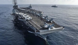 Cận cảnh hai tàu sân bay Mỹ tập trận ở biển Đông