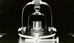 Nếu được thông qua, định nghĩa 1kg mới sẽ thay đổi thế nào so với 1kg cũ?