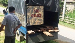 Nổ súng chỉ thiên bắt lâm tặc, 3 kiểm lâm ở Quảng Bình bị vây đánh