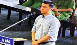 Phút mủi lòng của Phan Sào Nam khi chứng kiến chị họ liên tục khóc ở sân tòa