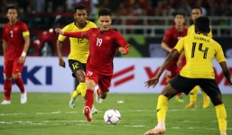 Cú 'phi thân' của Quang Hải và mưu kế của HLV Park Hang-seo