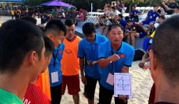 Hòa chủ nhà Indonesia, Việt Nam ăn mừng như thể vừa có trọn 3 điểm